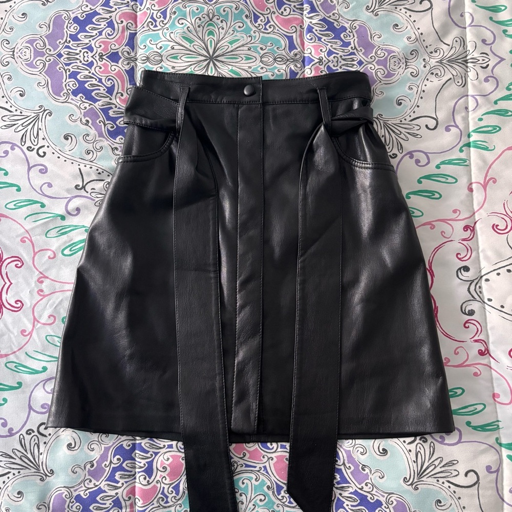 🗞️NANUSHKA VEGAN LEATHER SKIRT